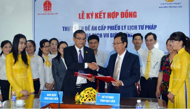 Lễ ký kết triển khai thí điểm cấp Phiếu lý lịch tư pháp qua dịch vụ Bưu chính Bạc Liêu.