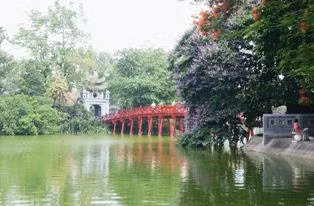 Thiêng liêng Hồ Gươm