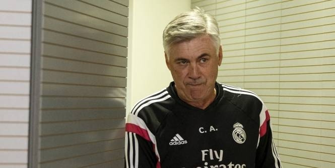 Huấn luyện viên Carlo Ancelotti đã bị Real Madrid sa thải sau mùa giải không thành công. (Ảnh: Reuters).