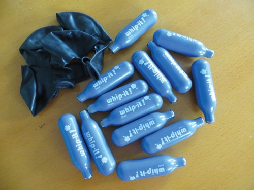 Cảnh báo ma túy giấy, bóng cười trong giới trẻ