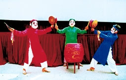 Ðồng bào Vân Kiều, Pa Cô Ðón Chú Tễu du xuân vùng cao