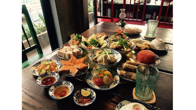 Mâm cỗ Tết do chuyên gia ẩm thực Nguyễn Phương Hải thực hiện.