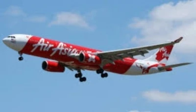  QZ 8051 đã xin chuyển độ cao tránh thời tiết xấu 