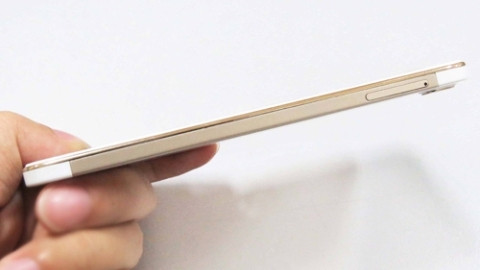 Vi3 mỏng chỉ 6,6mm với thiết kế vỏ kim loại sang trọng.