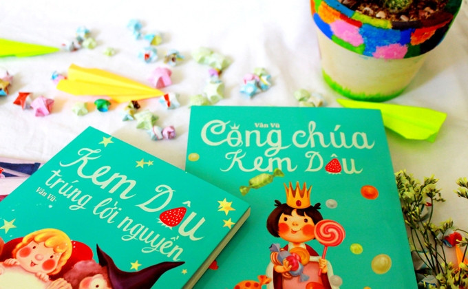 Bộ đôi tác phẩm Công chúa Kem Dâu và Kem Dâu trúng lời nguyền.