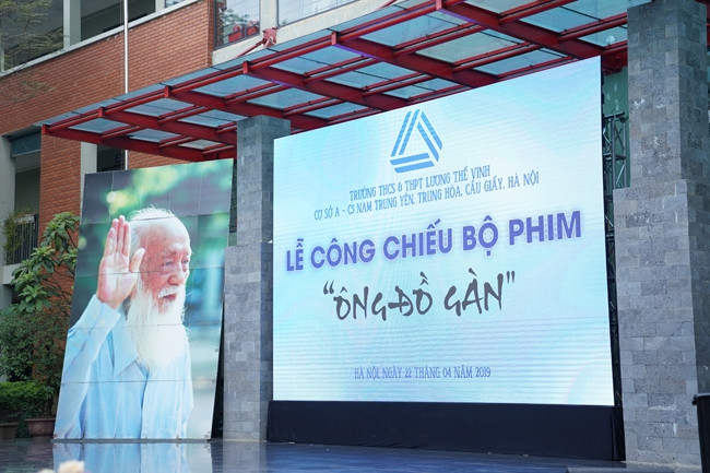 Công chiếu phim tài liệu về cố nhà giáo Văn Như Cương