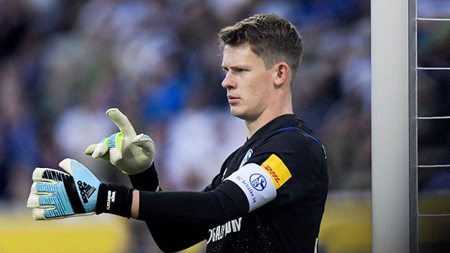Bayern Munich đã chiêu mộ thành công thủ thành Alexander Nuebel