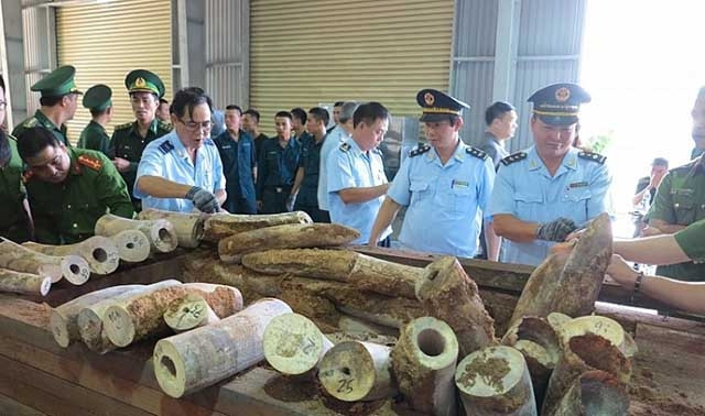 Với lợi nhuận được cho gần như ngang bằng với buôn lậu vũ khí, ma túy, việc buôn bán trái pháp luật động vật hoang dã đang ngày càng phức tạp.
