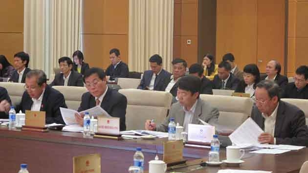 Đại diện lãnh đạo các cơ quan tư pháp tham dự phiên họp về kết quả giám sát oan sai của Ủy ban Thường vụ Quốc hội ngày 10-4-2015.