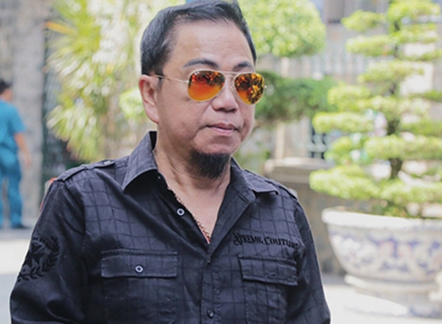 Nghệ sĩ Hồng Tơ.