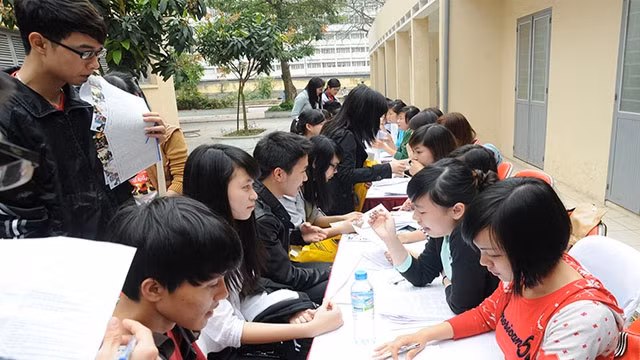 Tư vấn tuyển sinh giúp thí sinh hiểu nhằm định hướng ngành nghề ngay từ ban đầu. 