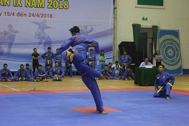 Các vận động viên tham gia thi đấu sau lễ khai mạc.