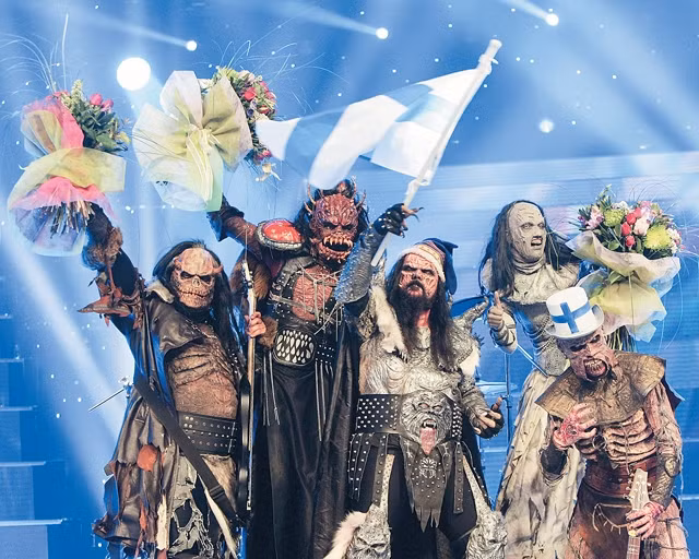 Nhóm nhạc rock Lordi, quán quân Eurovison 2006. 