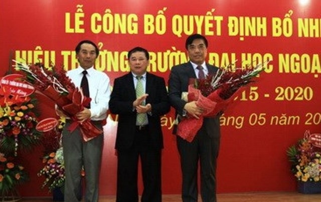 PGS.TS Bùi Anh Tuấn (ngoài cùng,bên phải) (Ảnh: GDTĐ)