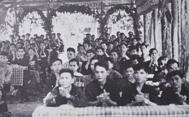 Đại hội mừng công của các tiểu ban Ban An ninh Trung ương Cục miền nam, tháng 12-1968.