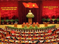 Thông báo Hội nghị lần thứ 13 Ban Chấp hành Trung ương Ðảng khóa IX