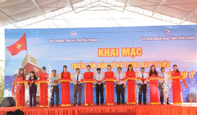  Khai mạc triển lãm bản đồ và tư liệu “Hoàng Sa- Trường Sa của Việt Nam – Những bằng chứng lịch sử và pháp lý”