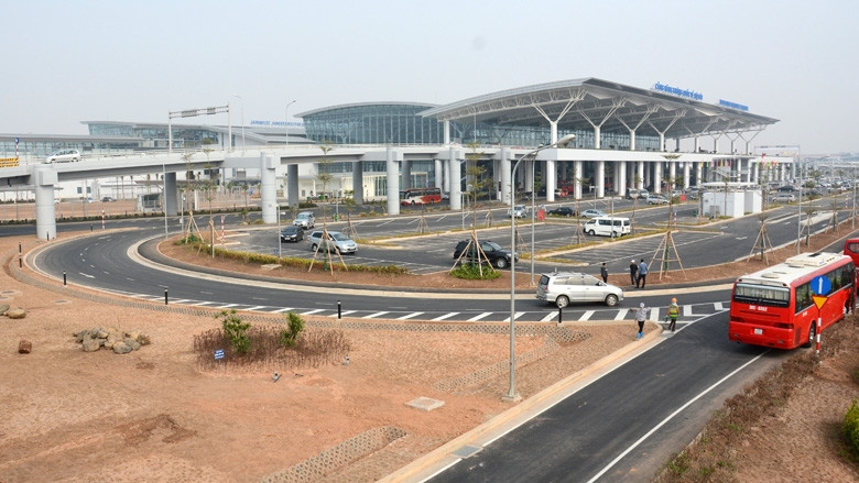 Kế hoạch đầu tư công phải gắn liền với kế hoạch tài chính - ngân sách nhà nước. Trong ảnh: Nhà ga T2 Cảng hàng không quốc tế Nội Bài, một dự án đầu tư công mang lại hiệu quả cao. Ảnh: DUY LINH