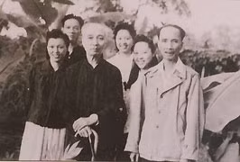 Khâm sai đại thần Phan Kế Toại và Tổng đốc Vi Văn Định