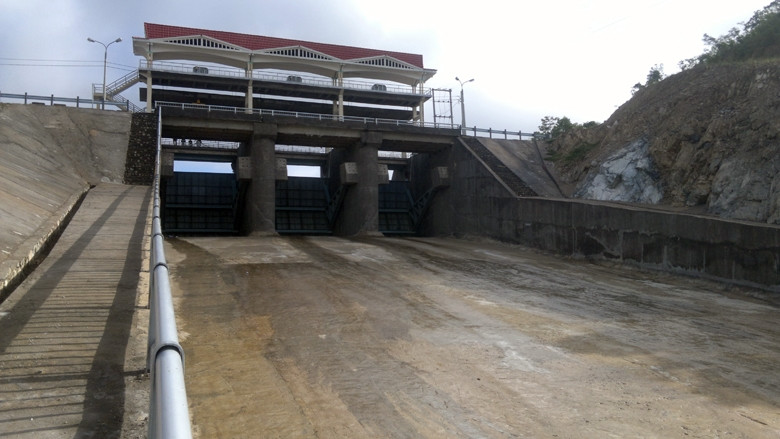 Hồ chứa nước Suối Vực, huyện miền núi Sơn Hòa mới được đưa vào sử dụng.