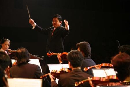 Nhạc sĩ Đỗ Hồng Quân - người khôi phục "Cô Sao" từ tổng phổ, biên tập, bổ sung phối khí và chỉ đạo âm nhạc.