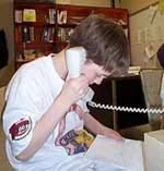 Trẻ cần biết cách
sử dụng, gọi đến tất cả
các loại điện thoại.