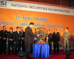 Khai trương Công ty Chứng khoán Quốc gia