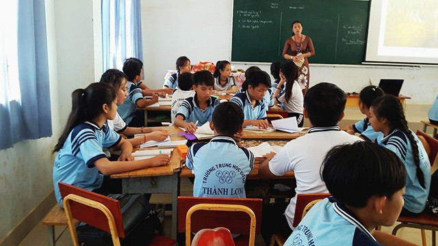 Làm sao hạn chế những bài văn rập khuôn?