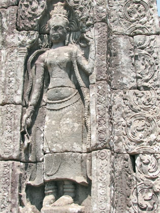 Vũ nữ Apsara tại Angkor Thom.