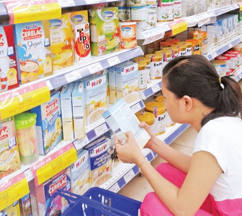 Một số siêu thị như Co.op Mart, Big C đã bán sữa theo Quyết định số 1079 của Bộ Tài chính.