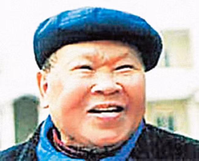 Nhà thơ Huy Cận.