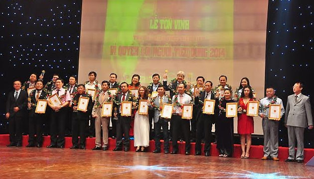 Tôn vinh “Thương hiệu Việt tiêu biểu vì quyền lợi người tiêu dùng năm 2014”
