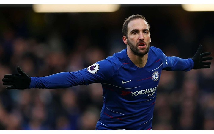 Chelsea thắng tưng bừng Huddersfield 5-0