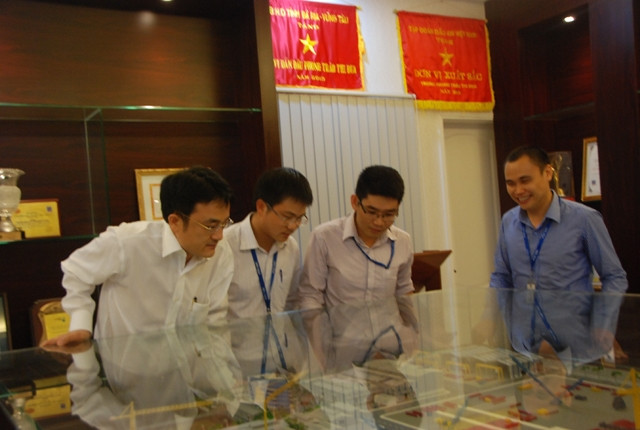 Các kỹ sư trẻ của PTSC.
