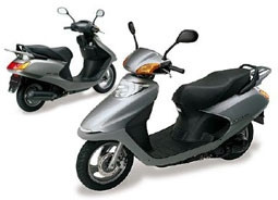 Giá xe máy cao cấp tăng mạnh