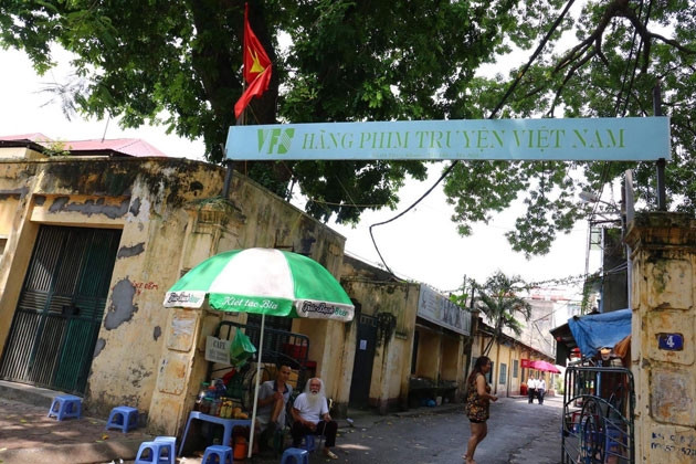 Hãng phim truyện Việt Nam.