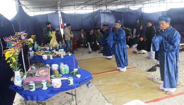 Lễ cầu ngư trở thành hoạt động sinh hoạt văn hóa, tâm linh của người dân vùng biển Thâm Khê, xã Hải Khê, huyện Hải Lăng (Quảng Trị).
