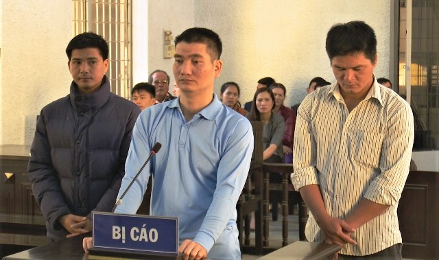 Các bị cáo tại phiên tòa.