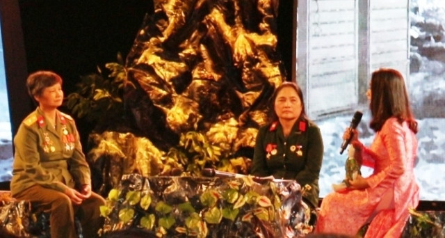 Giao lưu với các nhân chứng sự kiện ngày 2-7-1972.