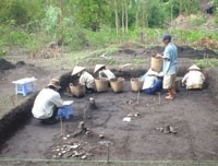 Quang cảnh khai quật
di chỉ Lò Gạch.