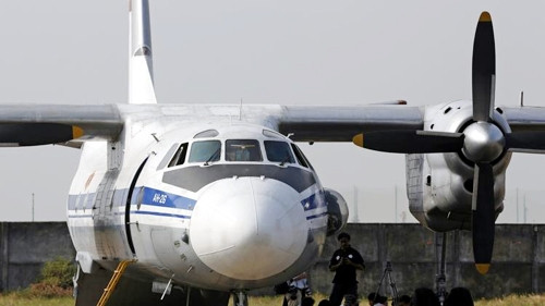 Máy bay AN-26 của Không quân nhân dân Việt Nam tham gia tìm kiếm máy bay của Ma-lai-xi-a bị mất tích. Ảnh: Reuters