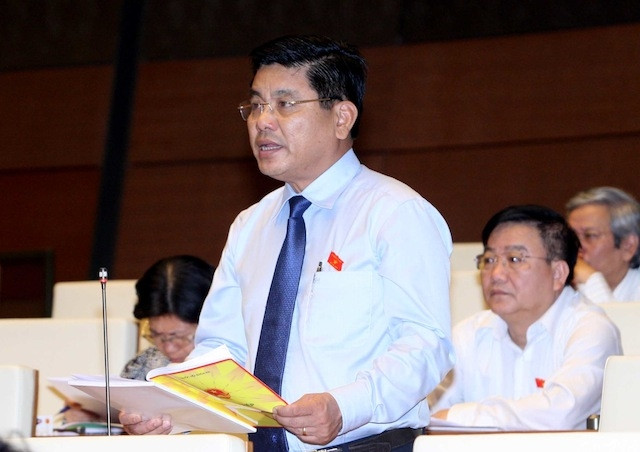 Đại biểu Lương Văn Thành (TP Hải Phòng) ý kiến về Luật Tố tụng hình sự (sửa đổi) tại Quốc hội, sáng 17-6. Ảnh: PHƯƠNG HOA.