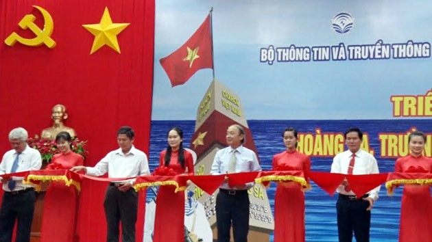 Khai mạc "Triển lãm Hoàng Sa, Trường Sa của Việt Nam" tại Trà Vinh