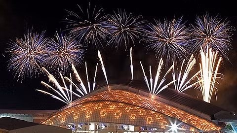 Giây phút pháo hoa rực rỡ khai mạc Olympic Mùa đông Sochi 2014. (Ảnh: Sochi2014)