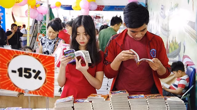 Bất ngờ đi xuống