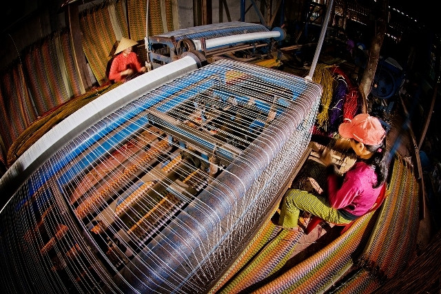 Nghề dệt chiếu phát triển.