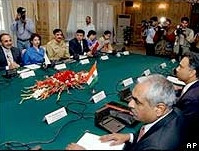 Ấn Độ và Pakistan thỏa thuận mở cửa biên giới Kashmir