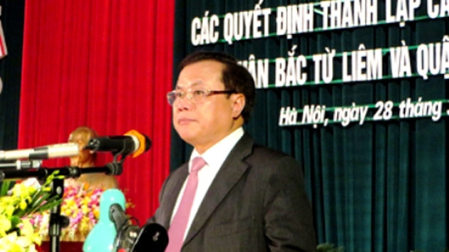Đồng chí Phạm Quang Nghị, Ủy viên Bộ Chính trị, Bí thư Thành ủy Hà Nội phát biểu tại lễ công bố.