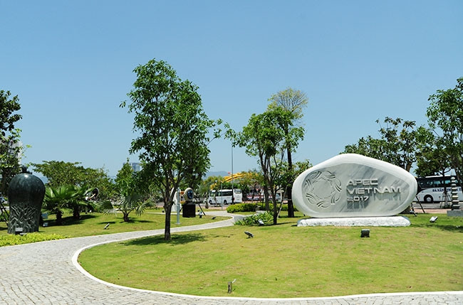 Công viên tượng APEC Việt Nam 2017 tại khu vực đường 2-9, giáp cầu Rồng.