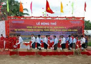 Khởi công nâng cấp Quốc lộ 53, 54